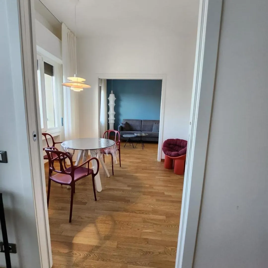 Apartment Sweetly Home In Florence